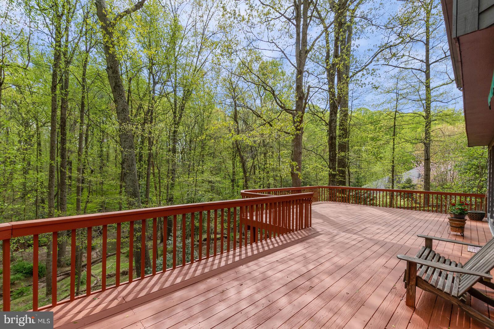 10431 Lawyers Road Vienna, VA 22181 - Photo 39 of 53 Gallery Image 39