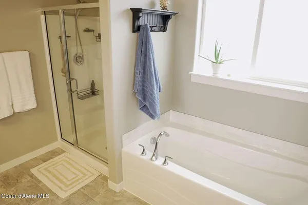 $669,000 | 16152 North Hadley Loop, Rathdrum, ID 83858