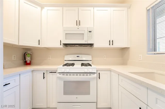 $265,000 | 1807 Rapier Drive, Unit 1807, Henderson, NV 89014