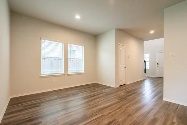 $2,600 | 16856 Pink Wintergreen Drive, Conroe, TX 77385