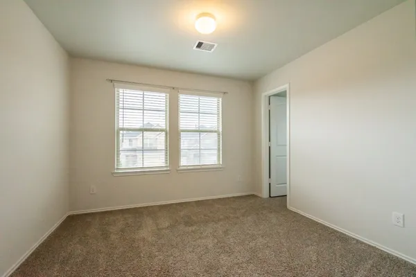 $2,600 | 16856 Pink Wintergreen Drive, Conroe, TX 77385