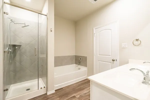 $2,600 | 16856 Pink Wintergreen Drive, Conroe, TX 77385