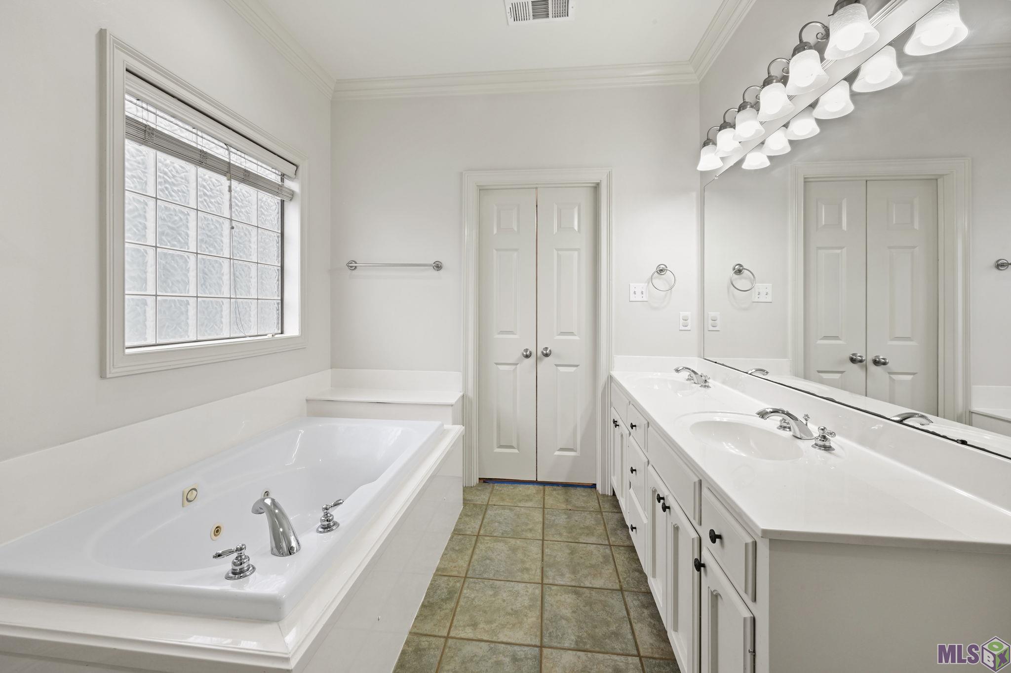 10325 Springpark Avenue Baton Rouge, LA 70810 - Photo 14 of 23