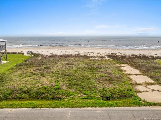 $120,000 | 120 Sarasota, Cameron, LA 70631