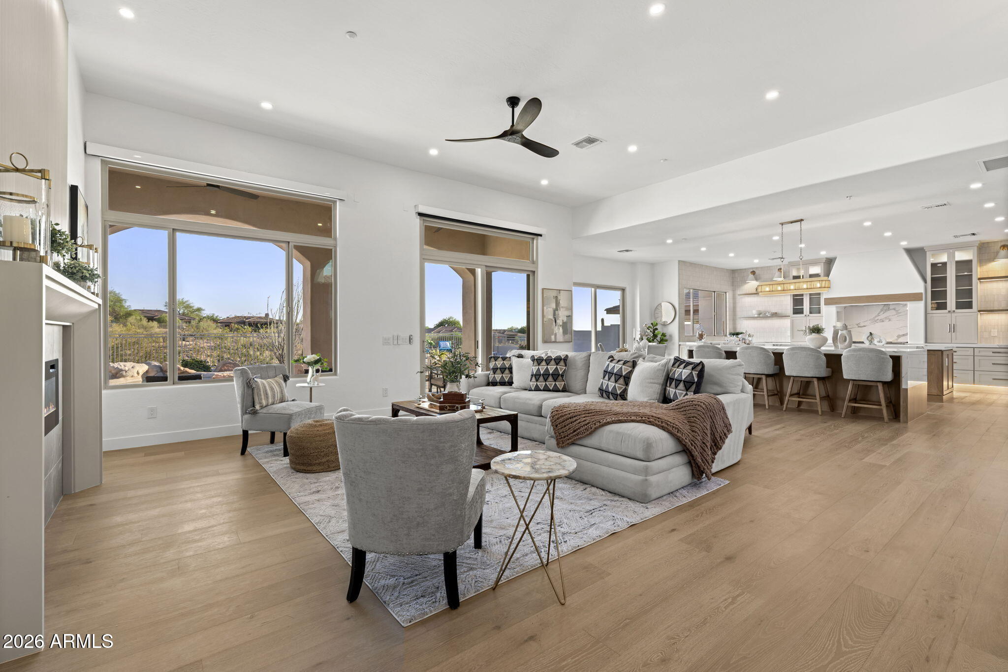 11221 East Greenway Road Scottsdale, AZ 85255 - Photo 9 of 37 Great Room