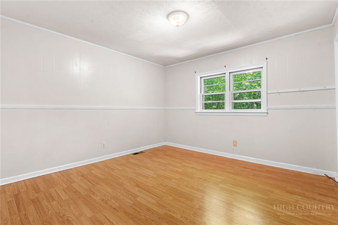 121 Horseshoe Drive Boone, NC 28607 - Photo 22 of 34