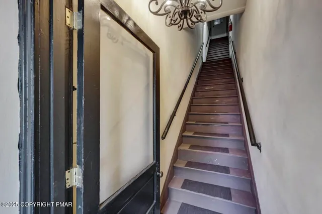 $1,400 | 128 East Broad Street, Unit 128C, Tamaqua, PA 18252