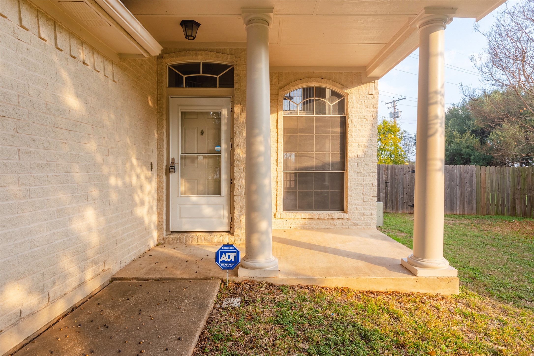 7700 Portland Trail Austin, TX 78729 - Photo 5 of 36