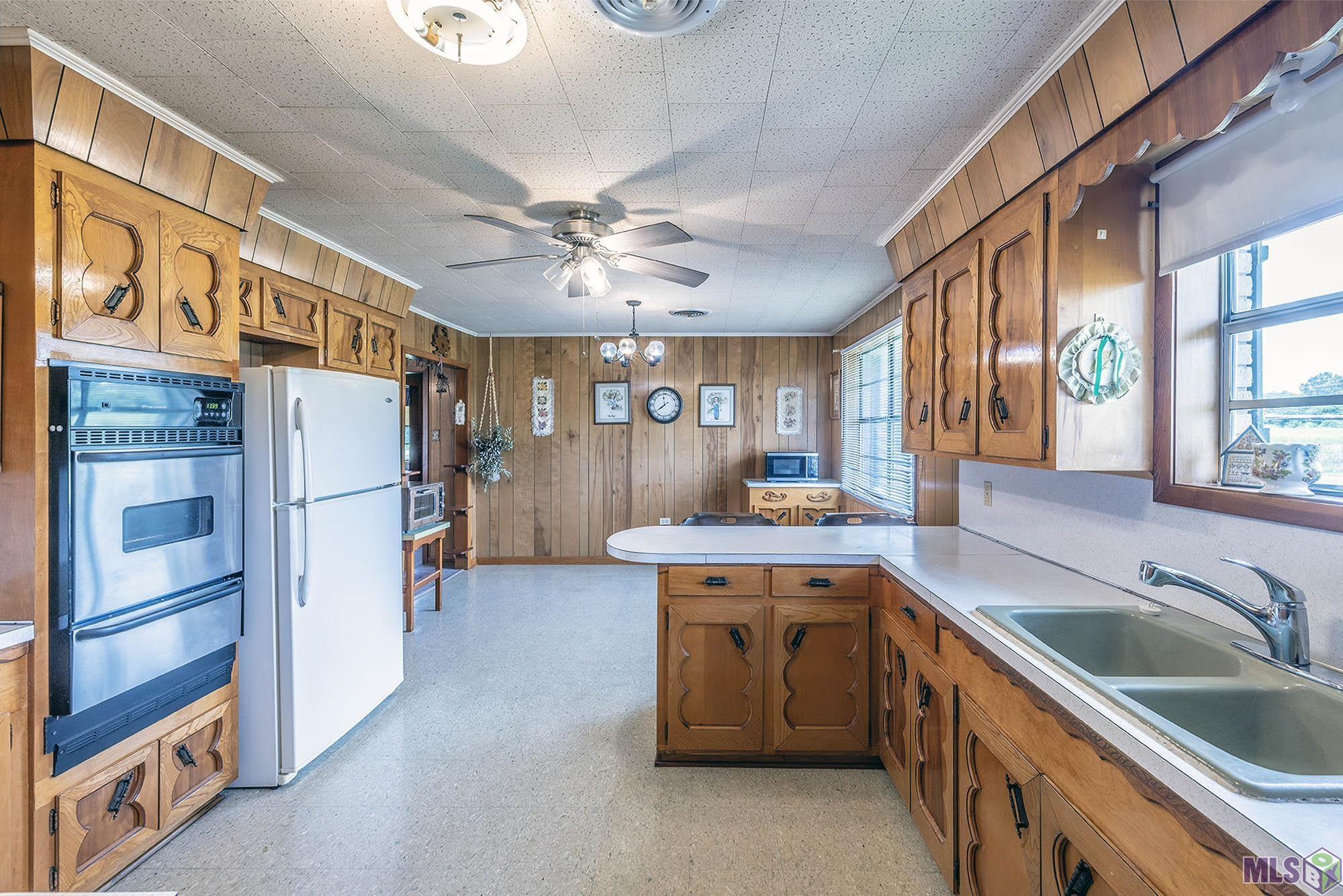 570 Hospital Drive Raceland, LA 70394 - Photo 16 of 30