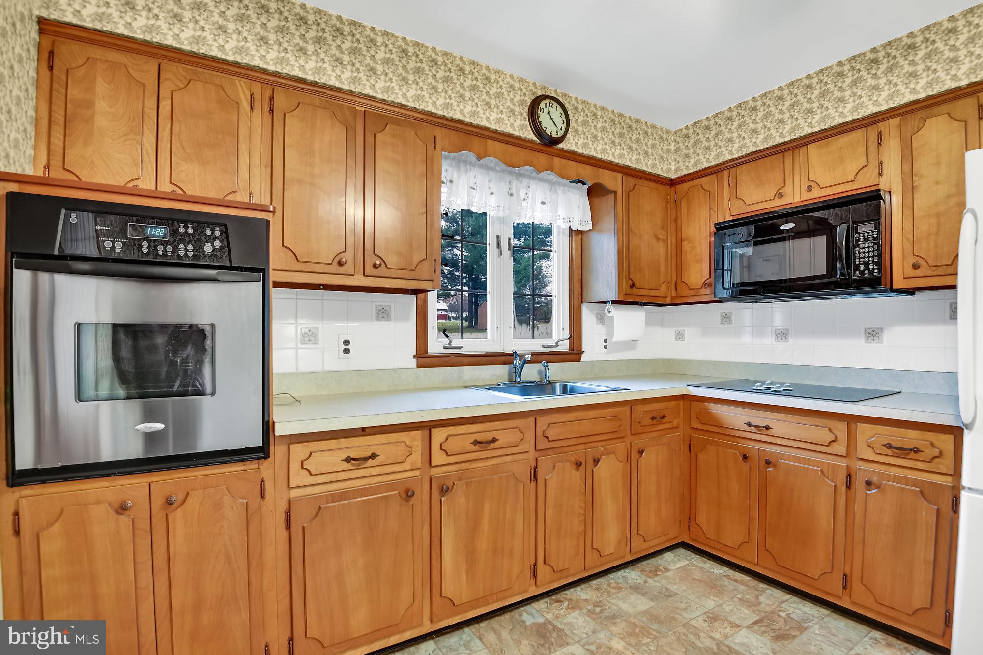 2107 Woodview Road Finksburg, MD 21048 - Photo 9 of 26