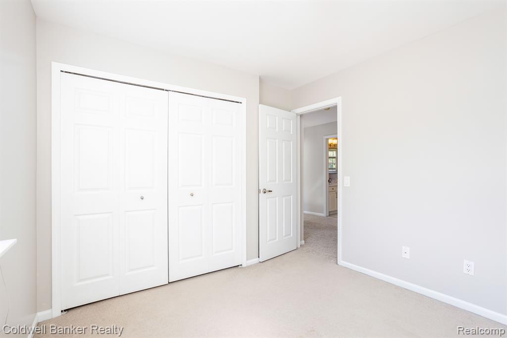 24261 Scarlet Court Novi, MI 48374 - Photo 35 of 44