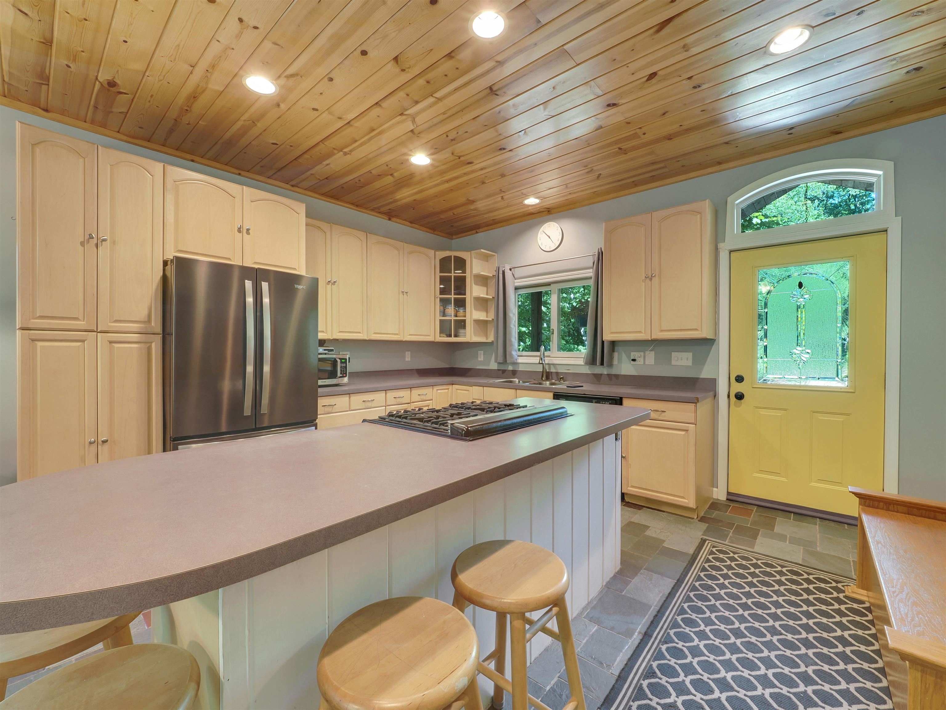 2886 Holiday Pines Road Traverse City, MI 49686 - Photo 5 of 31 1900524-4.JPG