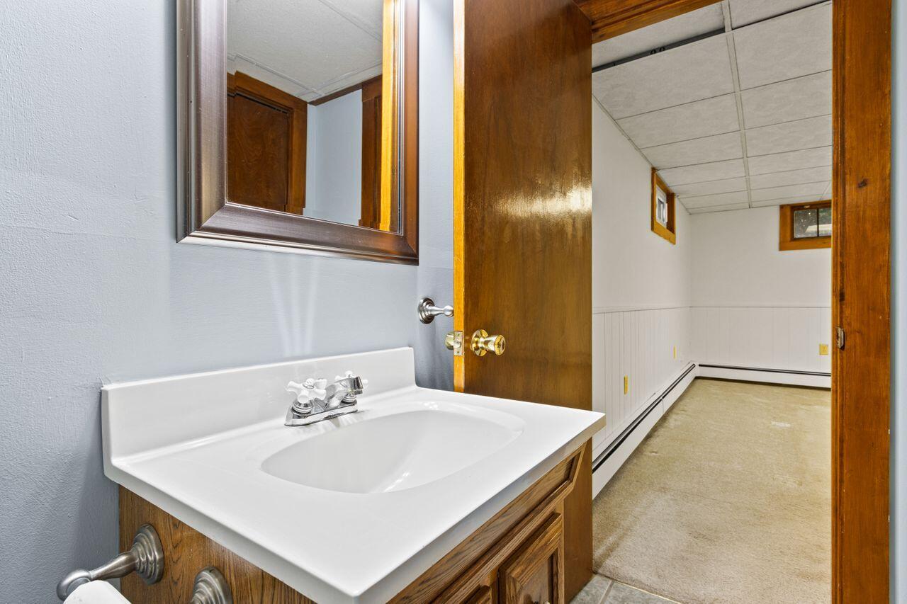 26 Westlawn Road Portland, ME 04103 - Photo 38 of 52 20250421JS-71049