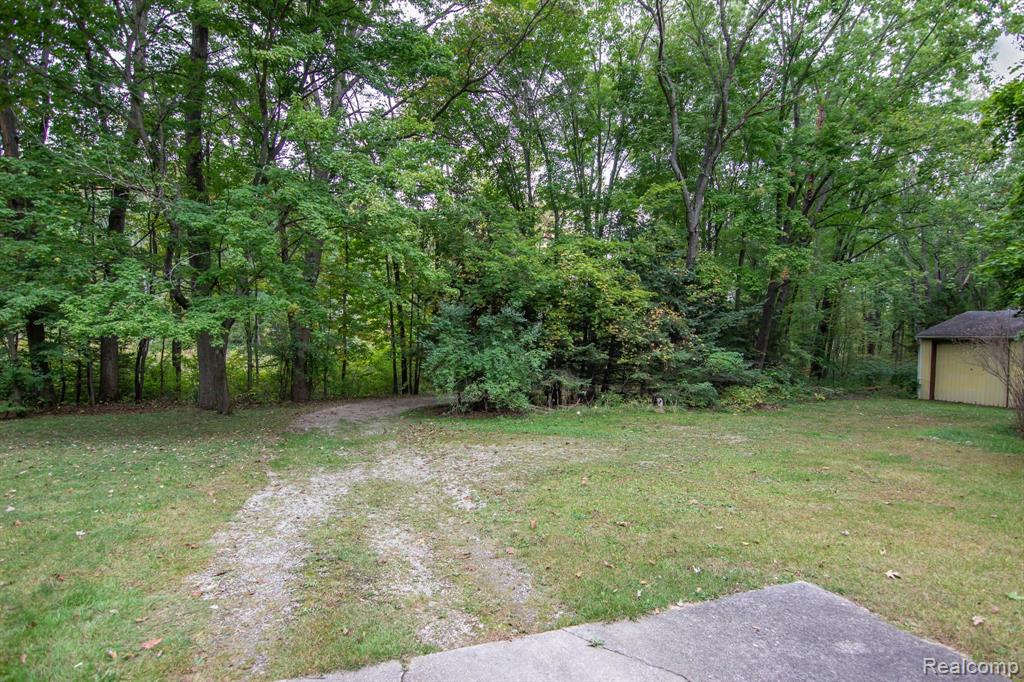 7534 Golf Club Road Howell, MI 48843 - Photo 24 of 25