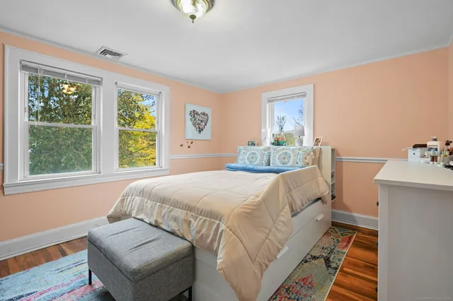 $699,500 | 34 Bradley Place, Unit 34, Stamford, CT 06905