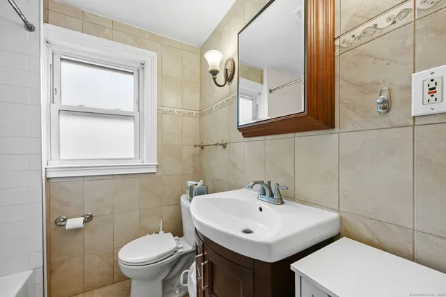 $699,500 | 34 Bradley Place, Unit 34, Stamford, CT 06905