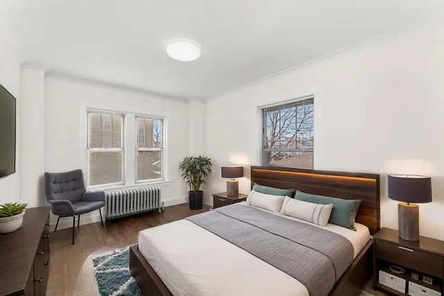 $1,475 | 4744 West Roscoe Street, Unit 2, Chicago, IL 60641