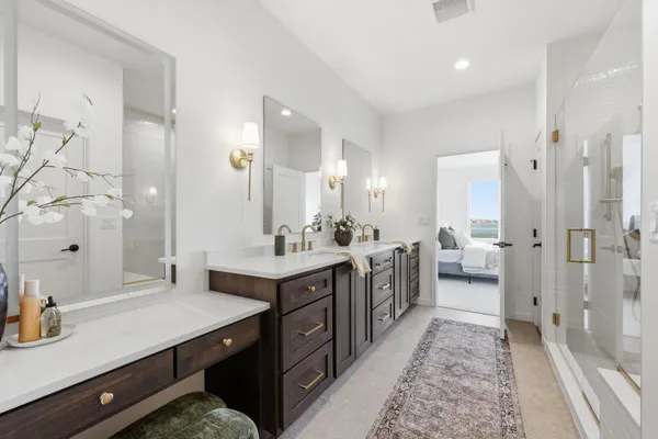 $919,900 | 2950 Prairie Farms Circle South, Fargo, ND 58104