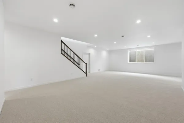$919,900 | 2950 Prairie Farms Circle South, Fargo, ND 58104