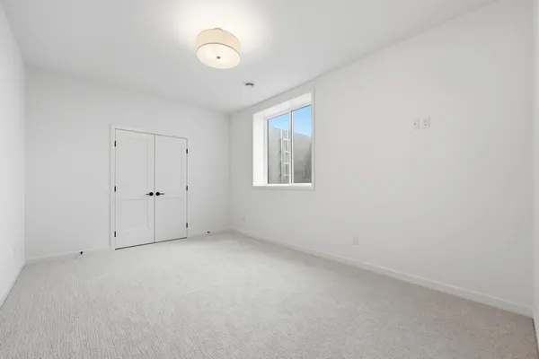 $919,900 | 2950 Prairie Farms Circle South, Fargo, ND 58104