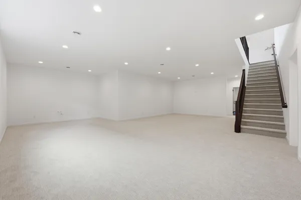 $919,900 | 2950 Prairie Farms Circle South, Fargo, ND 58104