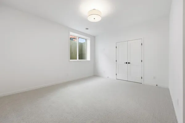 $919,900 | 2950 Prairie Farms Circle South, Fargo, ND 58104