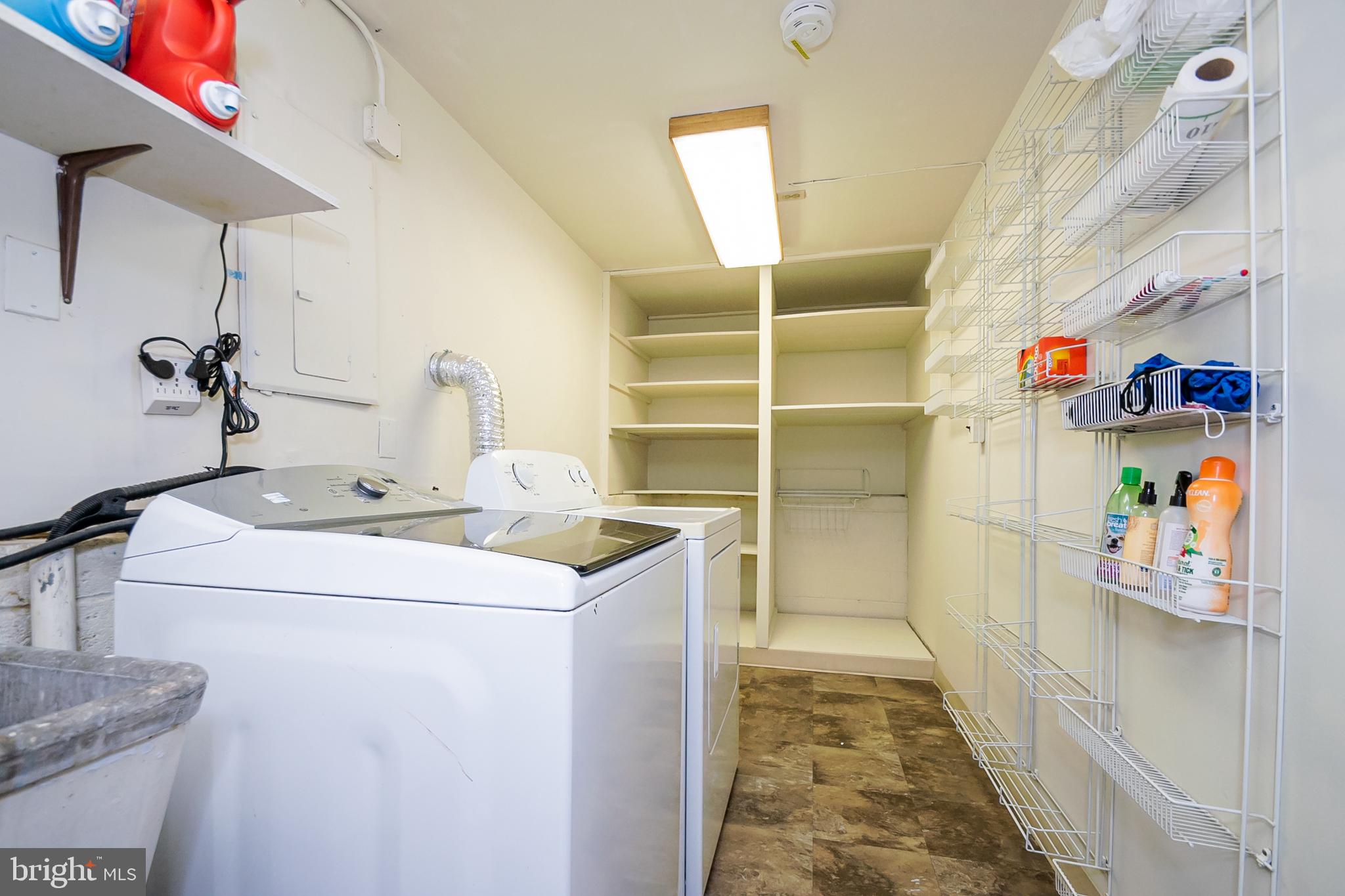 1814 Jaybee Road Wilmington, DE 19803 - Photo 22 of 45 Laundry room