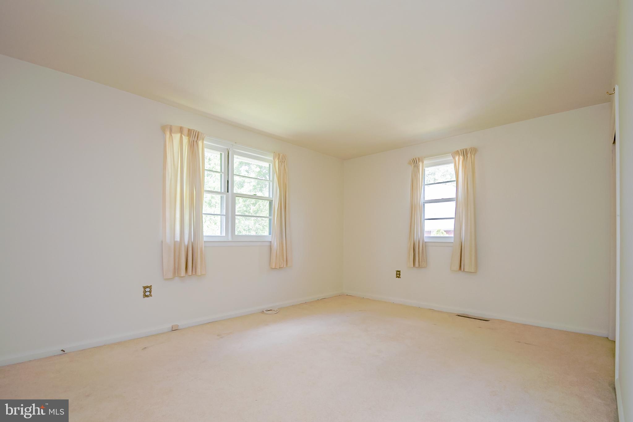 1814 Jaybee Road Wilmington, DE 19803 - Photo 25 of 45 Master bedroom