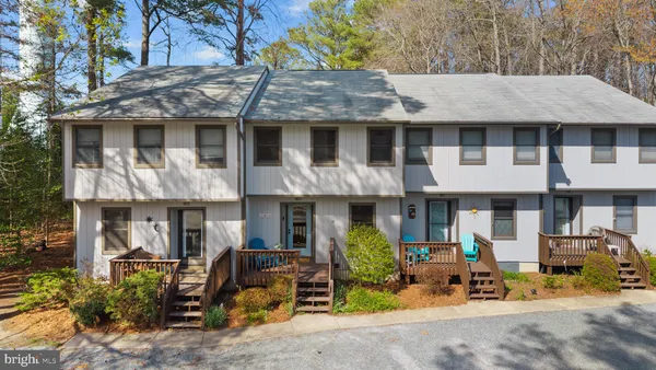 $635,000 | 428 Lekites Avenue, Bethany Beach, DE 19930