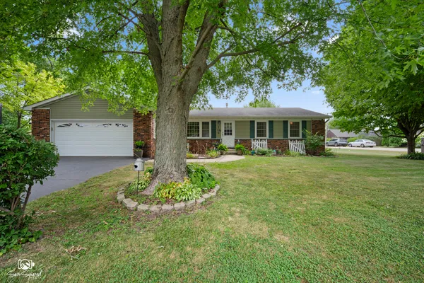 $269,000 | 104 South Grundy Street, Gardner, IL 60424