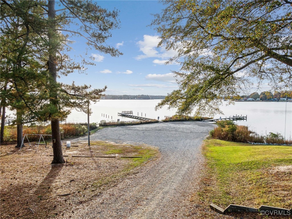 1121 Coachpoint Road Hartfield, VA 23071 - Photo 36 of 46 Water access
