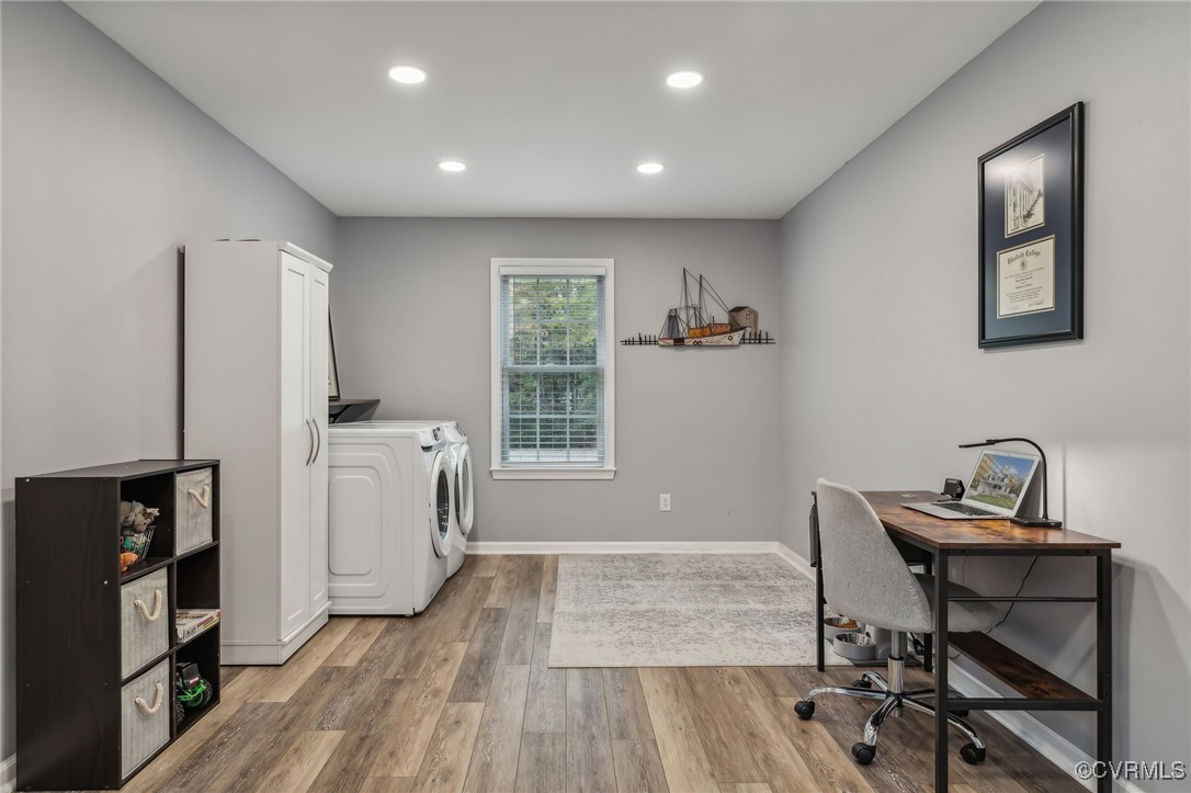 1121 Coachpoint Road Hartfield, VA 23071 - Photo 4 of 46 Gallery Image 4