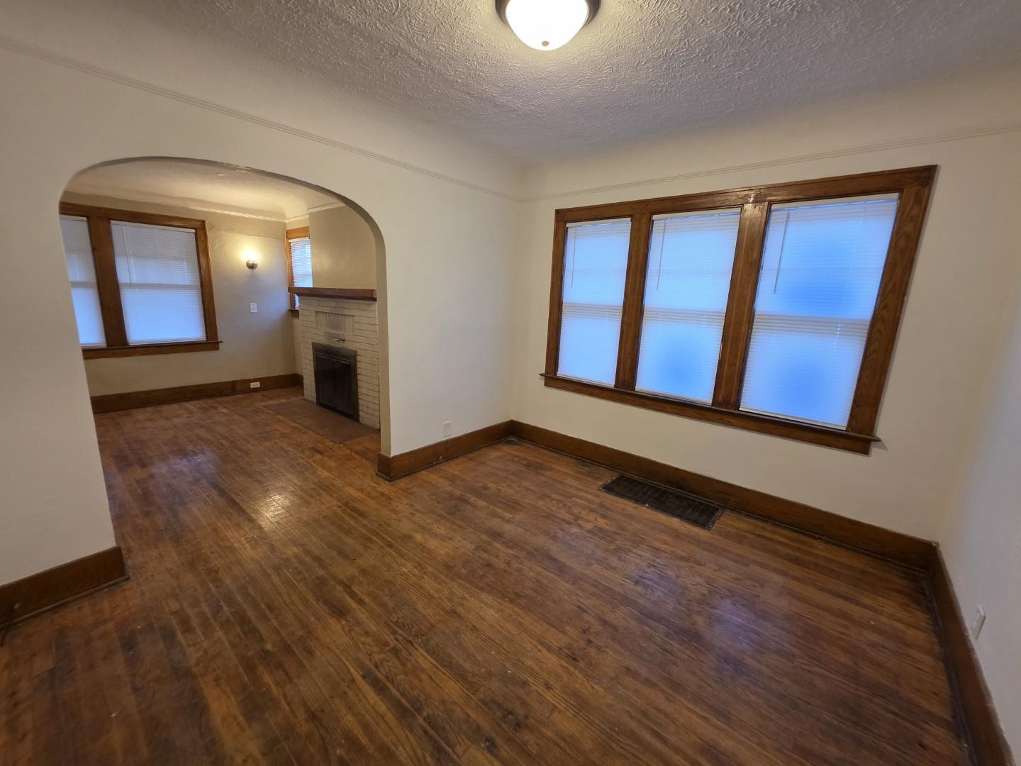 3232 Ruckle Street Saginaw, MI 48601 - Photo 7 of 40 Gallery Image 7