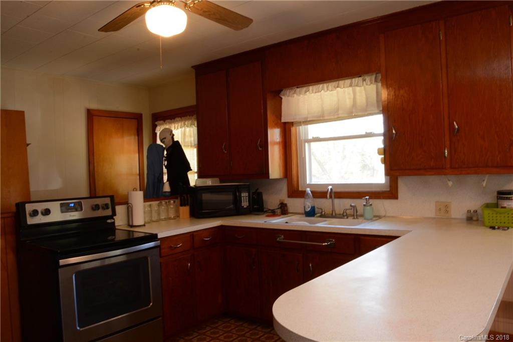 21093 Biles Road Albemarle, NC 28001 - Photo 3 of 18 Gallery Image 3