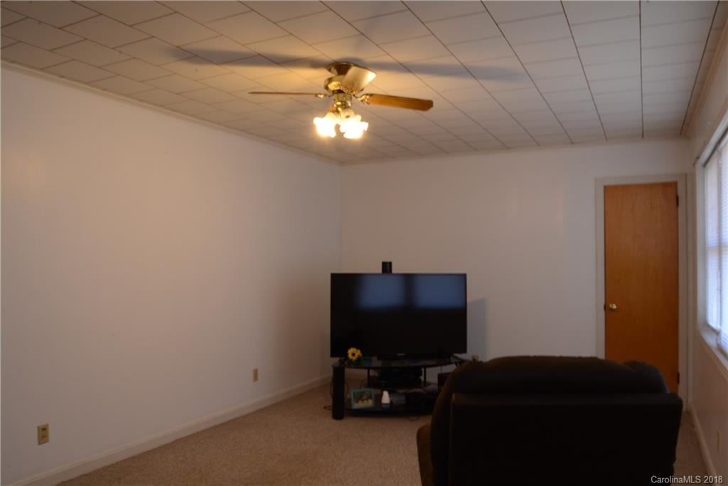 21093 Biles Road Albemarle, NC 28001 - Photo 6 of 18 Gallery Image 6