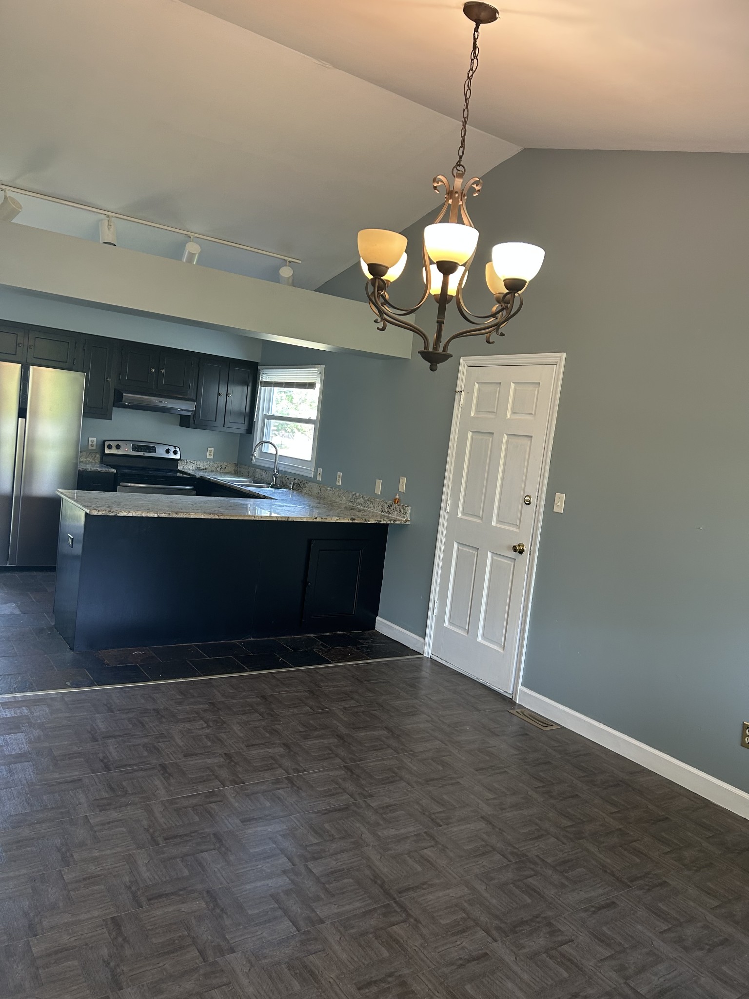 4264 Port Royal Road Spring Hill, TN 37174 - Photo 4 of 14 a view of a kitchen with a sink and dishwasher