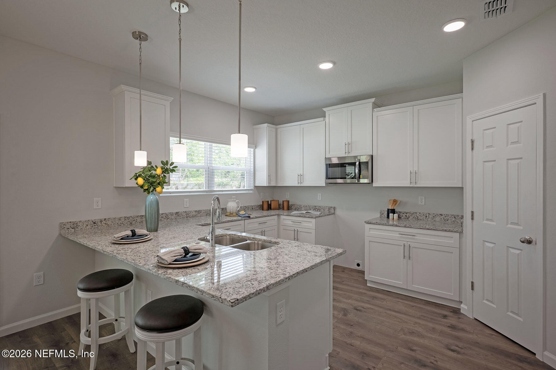 5241 Cruz Road Jacksonville, FL 32207 - Photo 7 of 40 _DSC1135-HDR