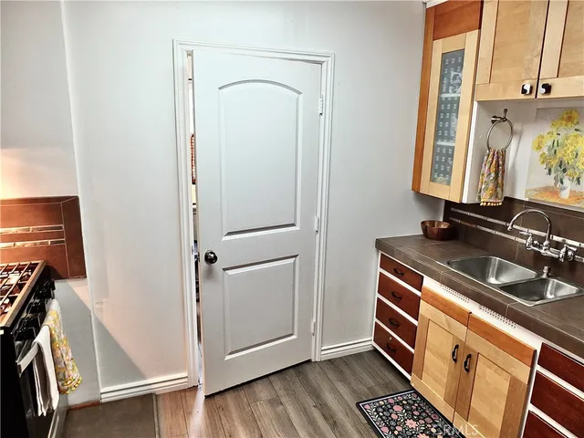 $375,000 | 337 Lime Avenue, Unit 6, Long Beach, CA 90802