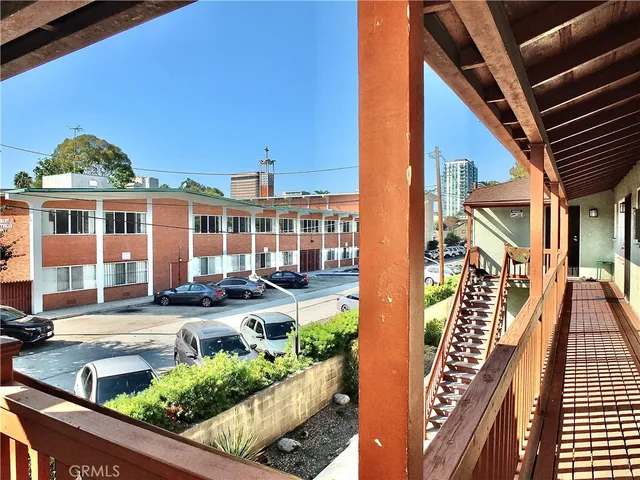 $375,000 | 337 Lime Avenue, Unit 6, Long Beach, CA 90802