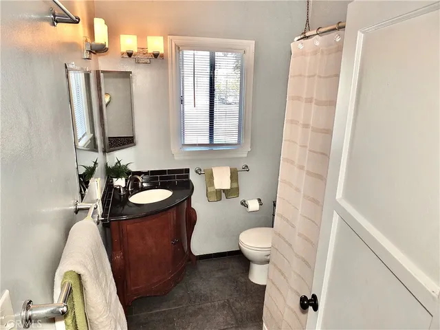 $375,000 | 337 Lime Avenue, Unit 6, Long Beach, CA 90802