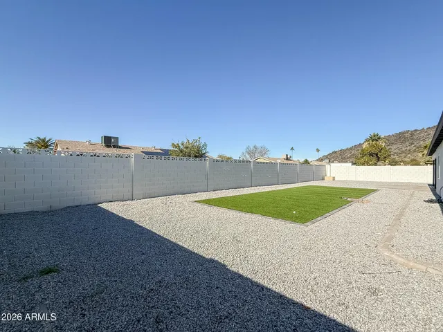 $2,795 | 13220 North 14th Avenue, Phoenix, AZ 85029