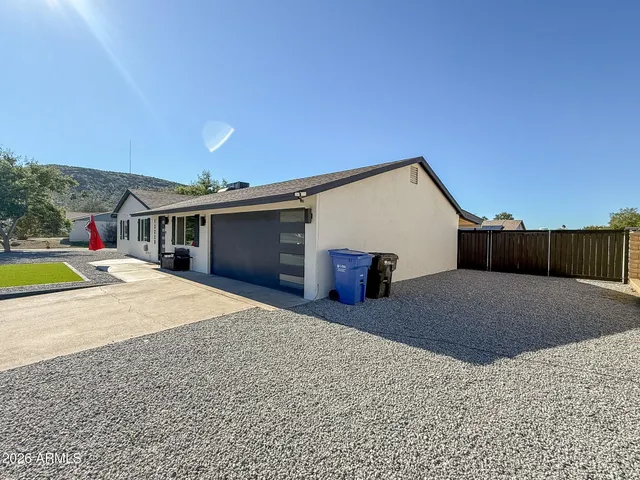 $2,795 | 13220 North 14th Avenue, Phoenix, AZ 85029