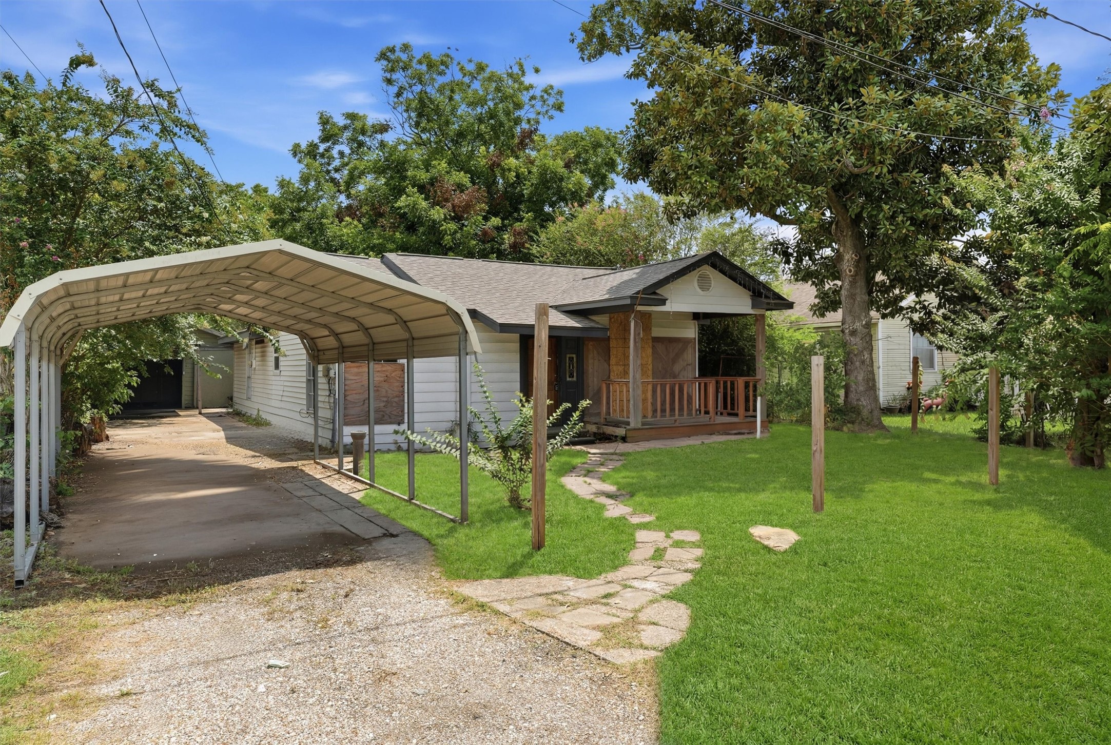 2422 Chapis Street Houston, TX 77093 - Photo 2 of 31
