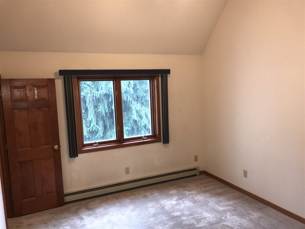 48 Thayer Bay Road Colchester, VT 05446 - Photo 6 of 17 Gallery Image 6