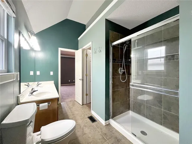 $325,000 | 775 North Spruce Street, Gardner, KS 66030