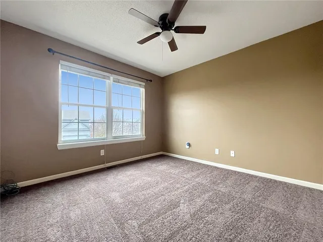 $325,000 | 775 North Spruce Street, Gardner, KS 66030