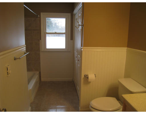 125 Huntington Road Hadley, MA 01035 - Photo 10 of 13 Gallery Image 10