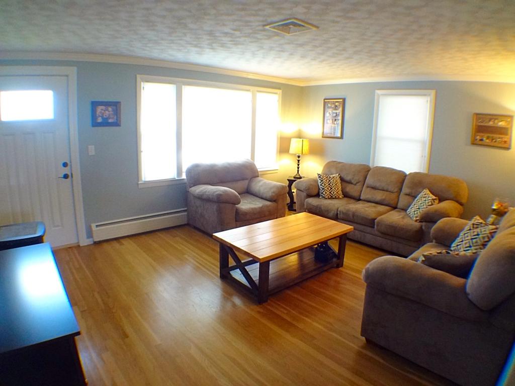 17 Gamache Street Manchester, NH 03102 - Photo 6 of 18