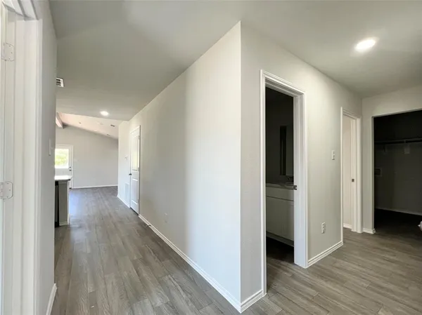 $1,995 | 252 Peace Lily Way, Tolar, TX 76476