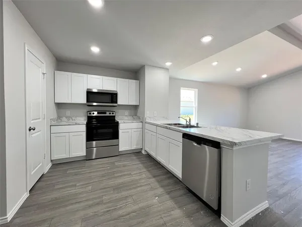 $1,995 | 252 Peace Lily Way, Tolar, TX 76476